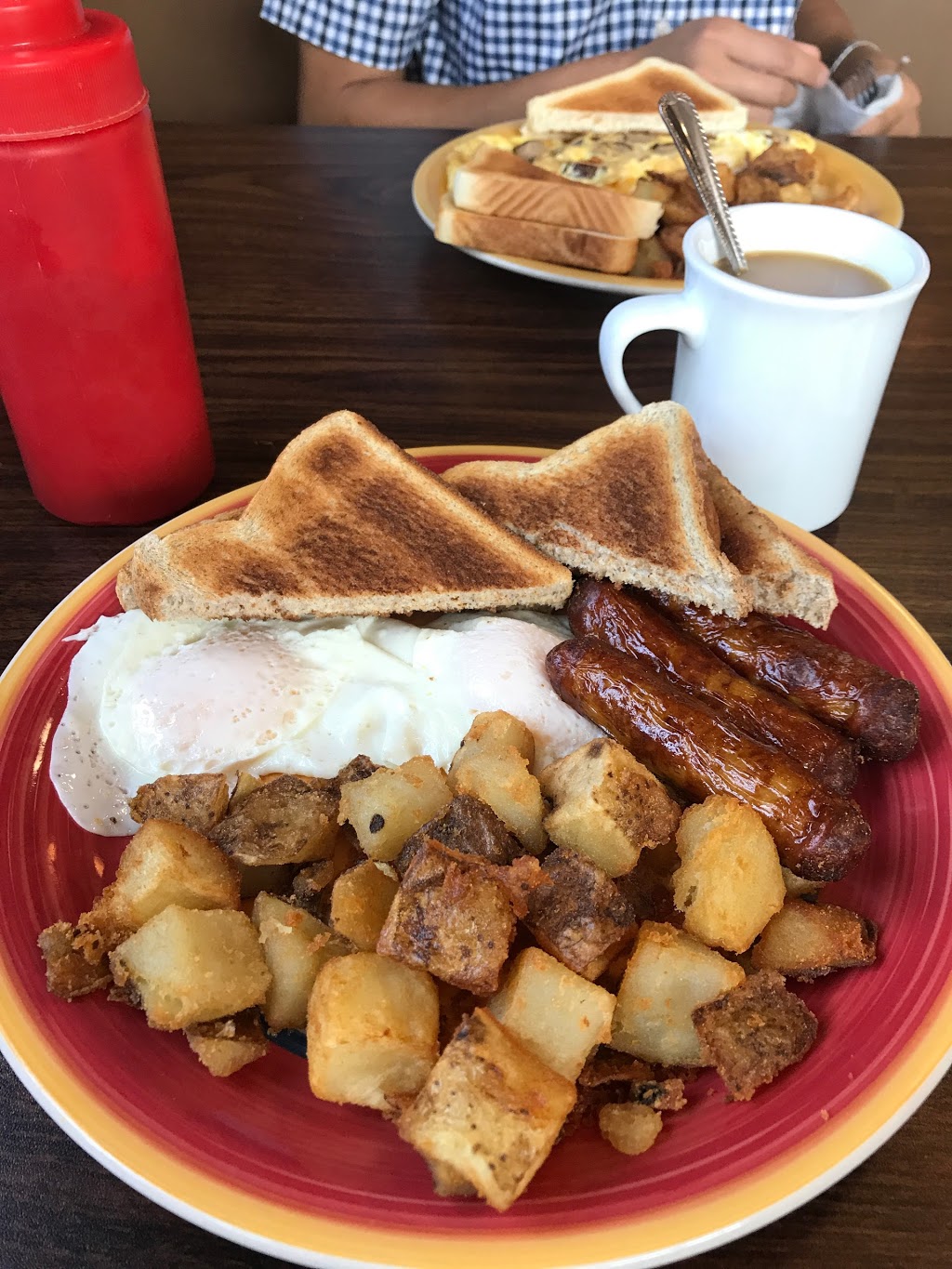 Good Eats Diner | 48 Glendale Ave, Niagara-on-the-Lake, ON L0S 1J0, Canada | Phone: (905) 682-1746