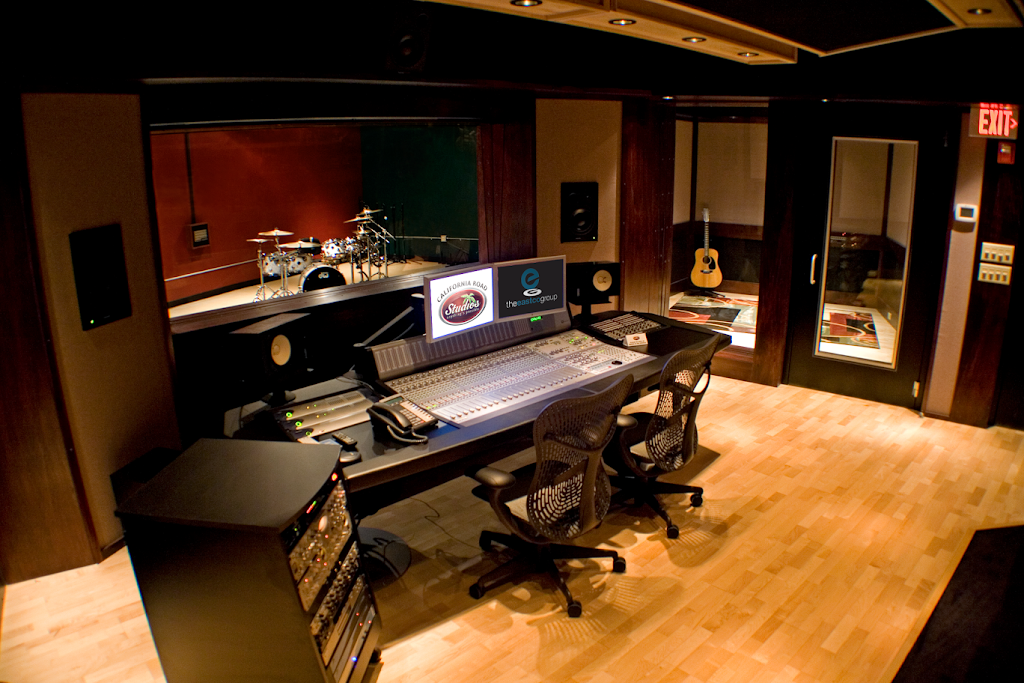 California Road Studios | 3646 California Rd, Orchard Park, NY 14127, USA | Phone: (716) 662-0536