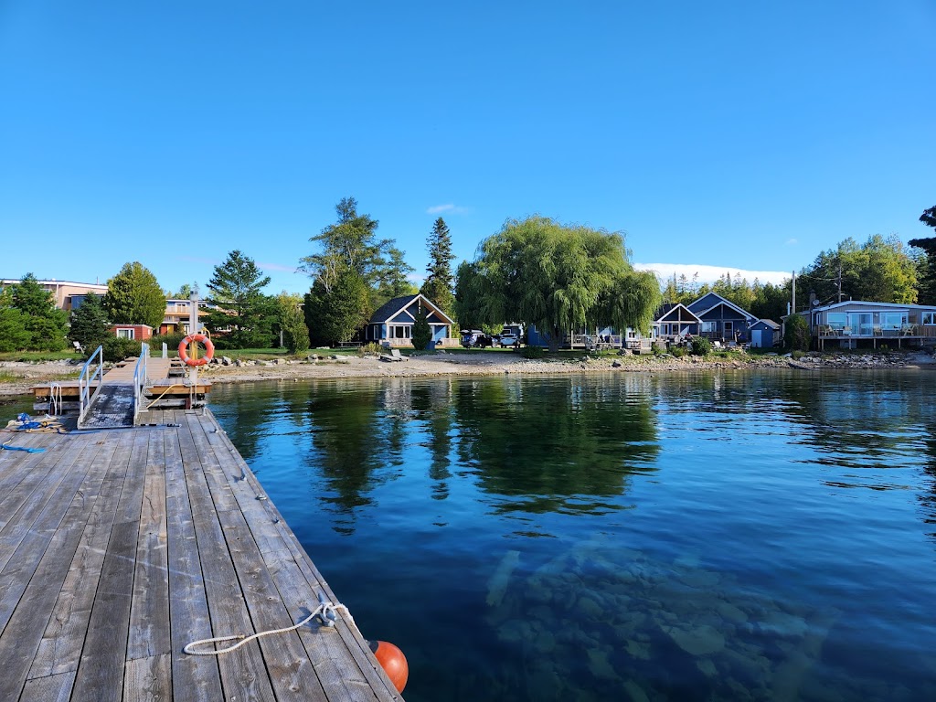 Wireless Bay Cottages | 112 Bay St, Tobermory, ON N0H 2R0, Canada | Phone: (855) 596-2999
