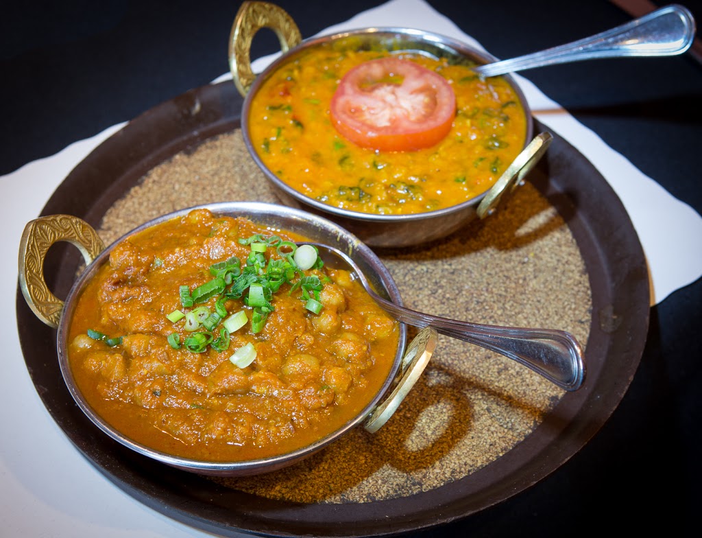 India Village Ancaster | 370 Wilson St E #13, Ancaster, ON L9G 4S4, Canada | Phone: (905) 304-1213