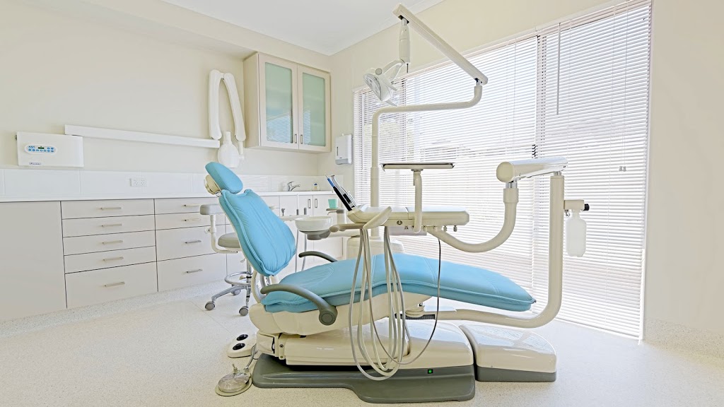 Flight Dental Systems | 21 Kenview Blvd #9, Brampton, ON L6T 5G7, Canada | Phone: (866) 799-0517