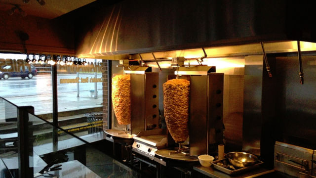 Mozys Shawarma | 247 King St N, Waterloo, ON N2J 2Y8, Canada | Phone: (519) 884-6699