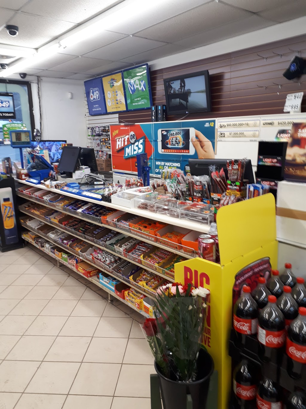 Mister Convenience-McDonnel | 420 McDonnel St, Peterborough, ON K9H 2X6, Canada | Phone: (705) 743-8411