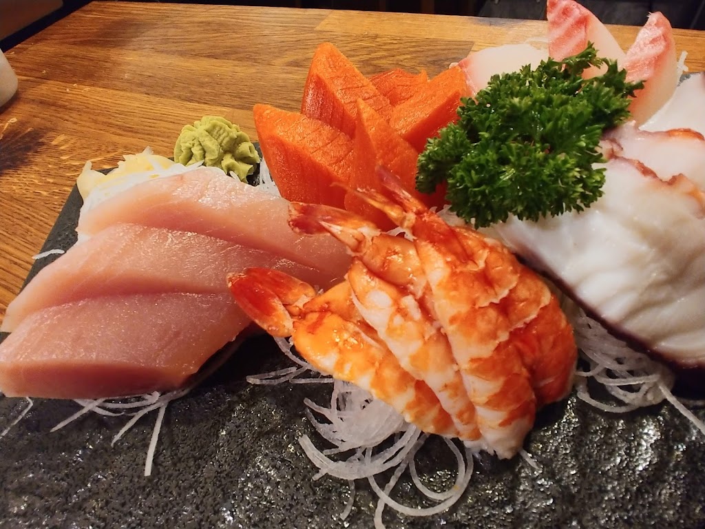 Gon Sushi | 5725 Vedder Rd #23, Chilliwack, BC V2R 3N4, Canada | Phone: (604) 858-2939