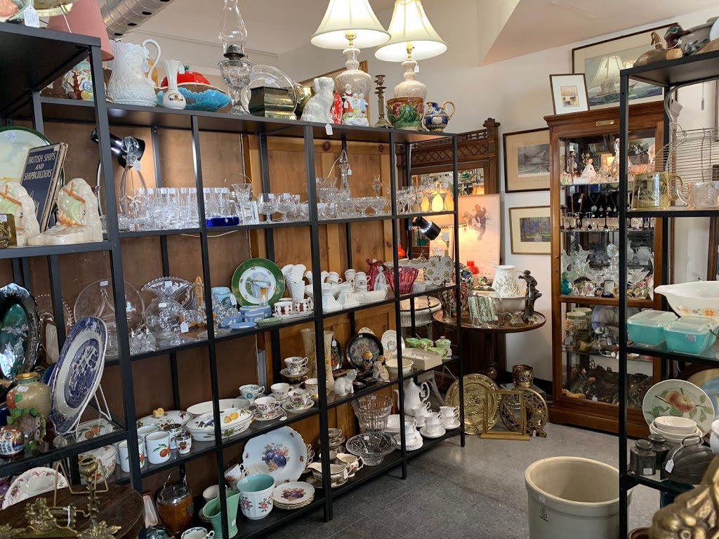 Beach Town Antiques | 3822 Dominion Rd, Ridgeway, ON L0S 1N0, Canada | Phone: (905) 353-7502