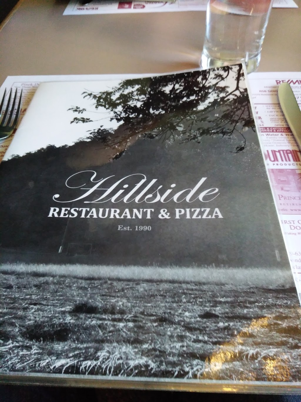 Hillside Restaurant & Pizza | 26 Kilworth Park Dr, Komoka, ON N0L 1R0, Canada | Phone: (519) 641-6733