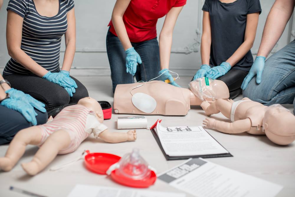 Heart 2 Heart First Aid CPR Training Burlington | 760 Brant St, Burlington, ON L7R 4B7, Canada | Phone: (289) 768-6197