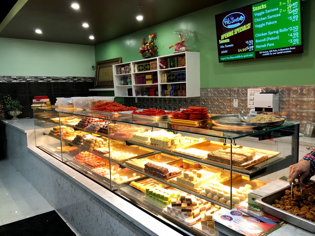 Pak Sweets | 1010 Dream Crest Rd, Mississauga, ON L5V 3A4, Canada | Phone: (905) 567-8777