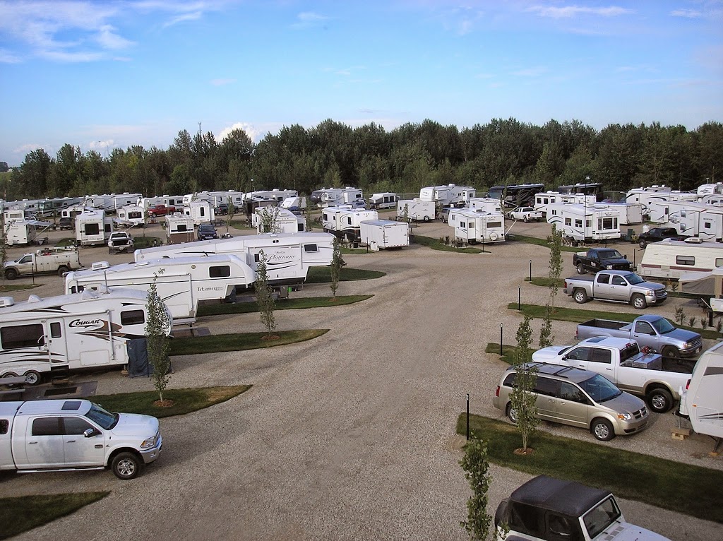 Campn Class RV Park | 4107 50 St, Stony Plain, AB T7Z 1L5, Canada | Phone: (855) 455-2299