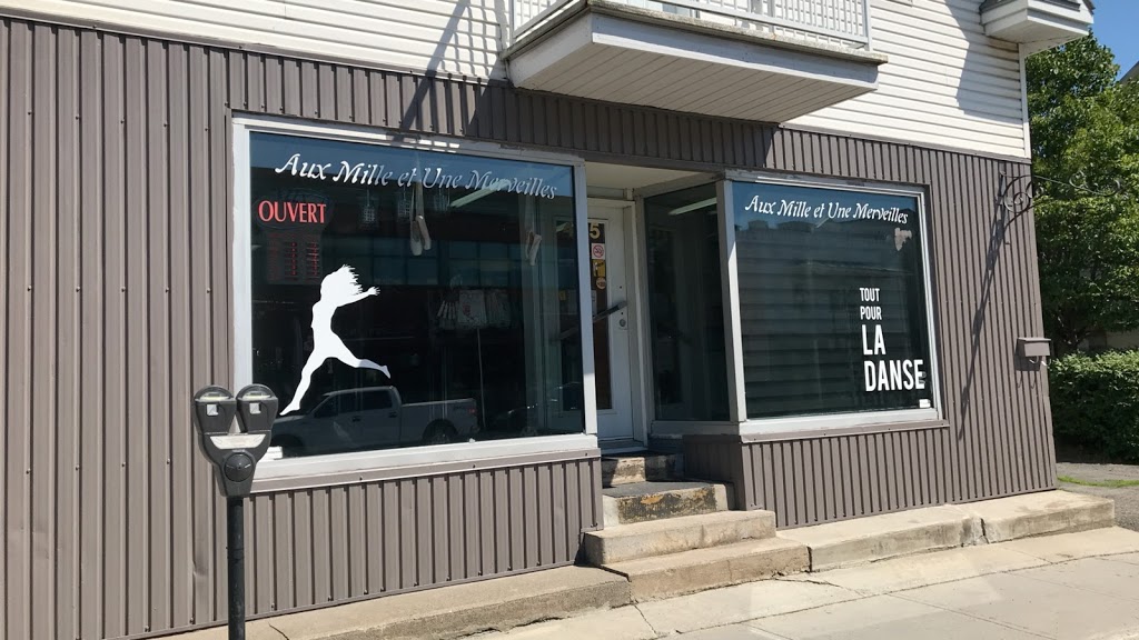 Aux Mille et Une Merveilles - Tout pour la danse | 425 Rue Saint Georges, Saint-Jérôme, QC J7Z 5B2, Canada | Phone: (450) 565-9090