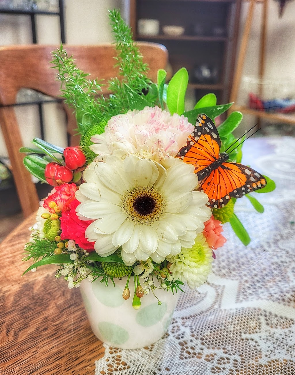 The Painted Daisy Flower Shop | 301 Washington Ave, Davidson, SK S0G 1A0, Canada | Phone: (306) 567-9111