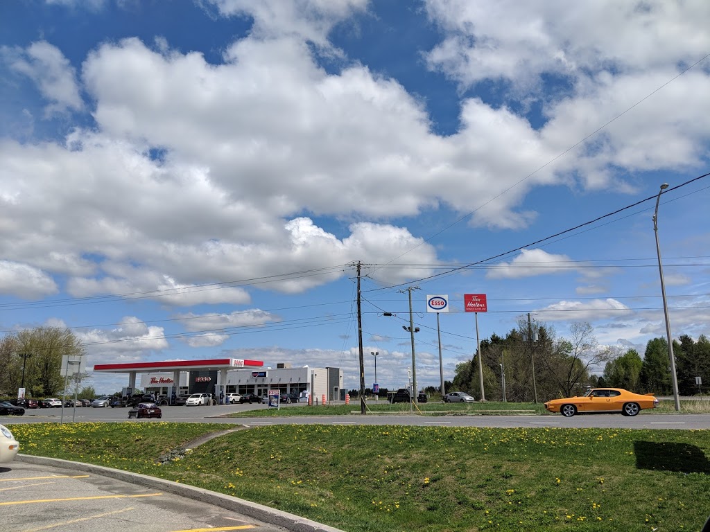 Esso | 1099 Route Principale, Daveluyville, QC G0Z 1C0, Canada | Phone: (819) 367-2961