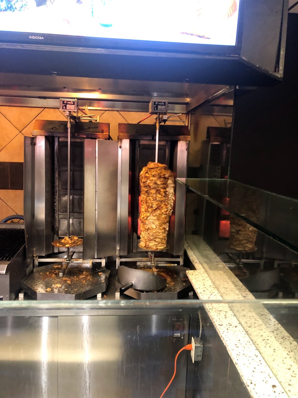 Shawarma Max | 5171 Yonge St, North York, ON M2N 5P5, Canada | Phone: (647) 351-7629