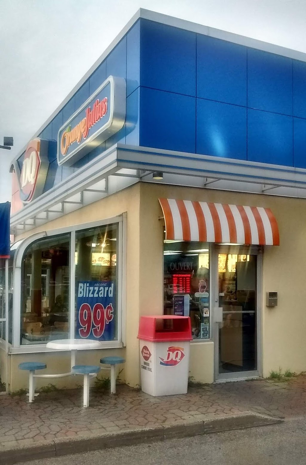 Dairy Queen (Treat) | 70 Boulevard Saint-Jean-Baptiste, Châteauguay, QC J6K 3A5, Canada | Phone: (450) 691-3500