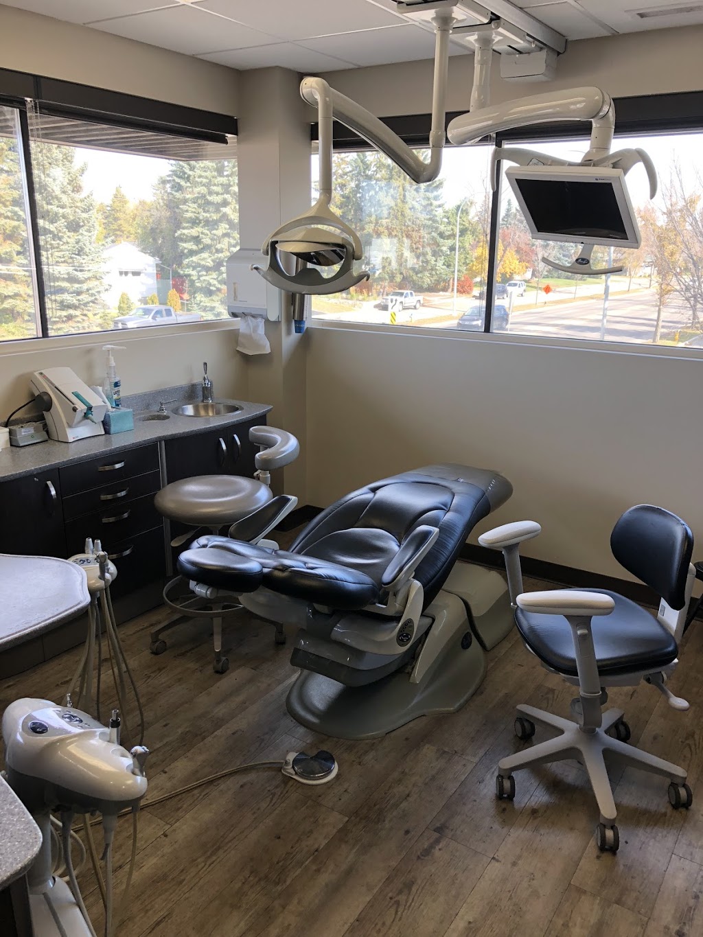 Donison Dental | 14729 87 Ave NW, Edmonton, AB T5R 4E5, Canada | Phone: (780) 489-0160