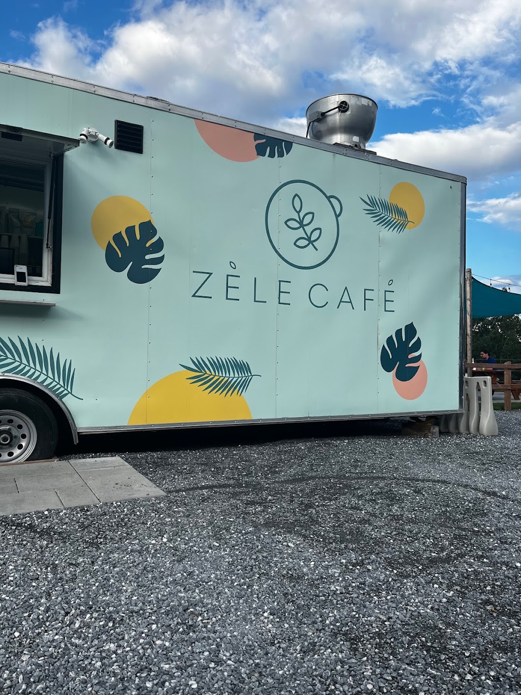 Zèle café | 1970 Rue Principale, Pohénégamook, QC G0L 1J0, Canada | Phone: (581) 421-4421