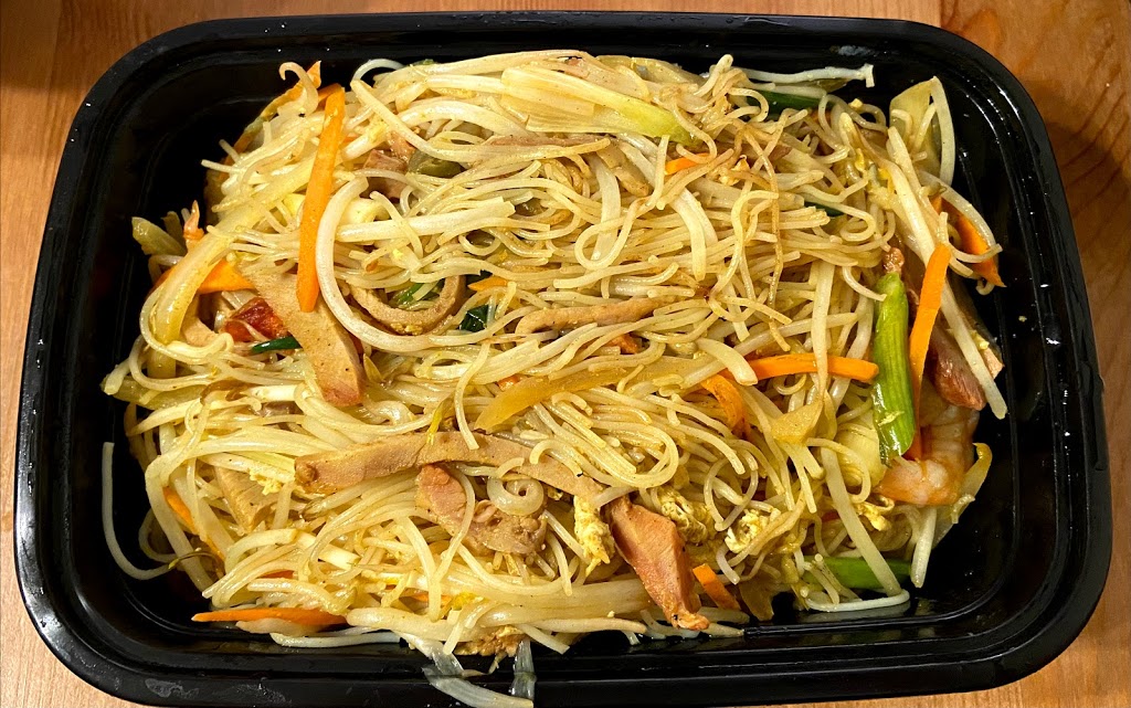 Lucky Rice Noodle | 3636 Steeles Ave E Unit 105F, Markham, ON L3R 1K9, Canada | Phone: (647) 800-0902