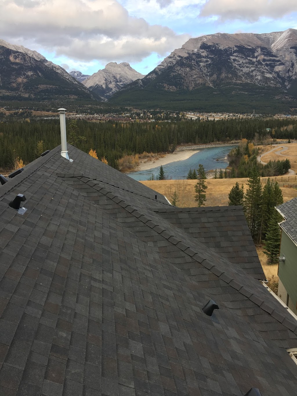 Peakline Construction Ltd. | 117 Grotto Terrace, Canmore, AB T1W 1H1, Canada | Phone: (403) 609-1780