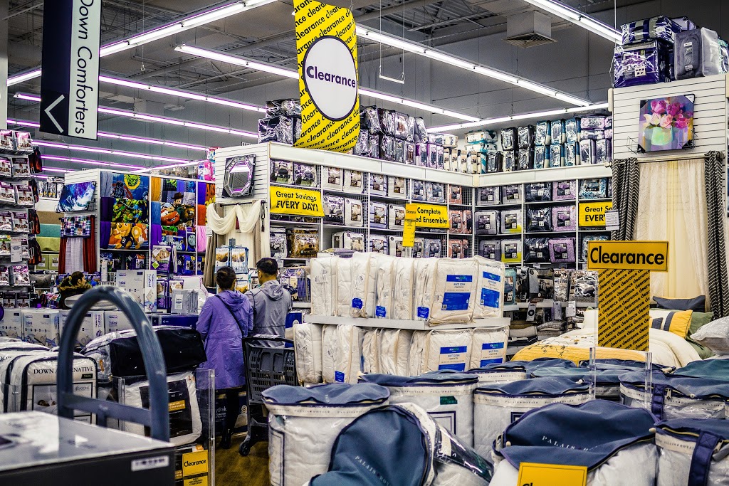 Bed Bath & Beyond | 225 High Tech Rd Unit 1, Richmond Hill, ON L4B 0A6, Canada | Phone: (905) 762-1233