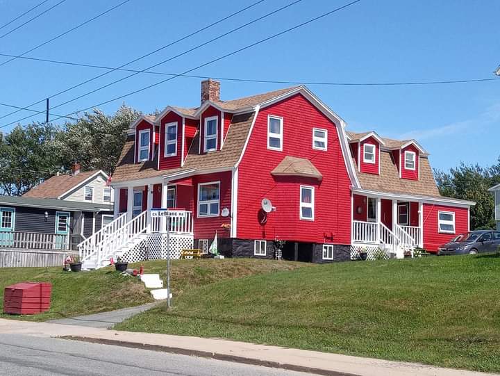 Grandmas historical retreat | 3 chemin Leblanc, Chéticamp, NS B0E 1H0, Canada | Phone: (782) 236-6470