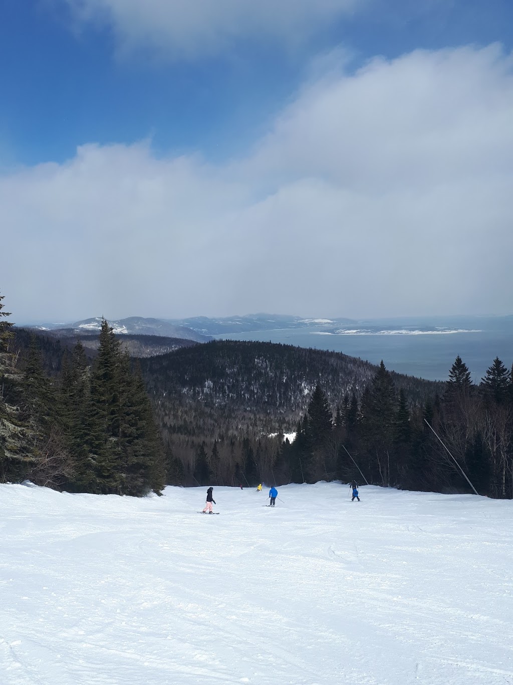 Le massif | Petite-Rivière-Saint-François, QC G0A 2L0, Canada