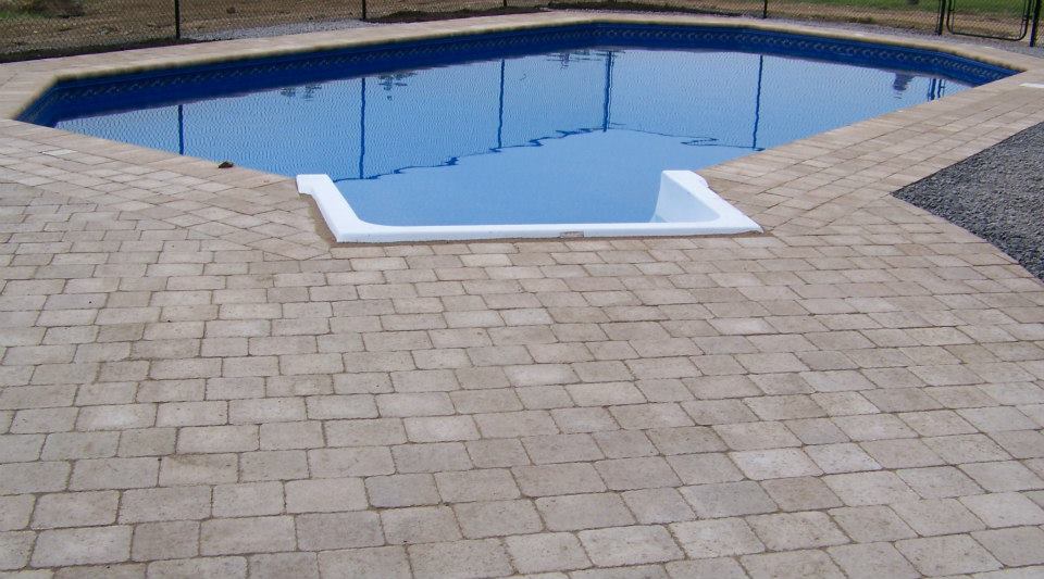 Paradise North Pools | 380 Townline Road East, Carleton Place, ON K7C 3S3, Canada | Phone: (613) 257-5118