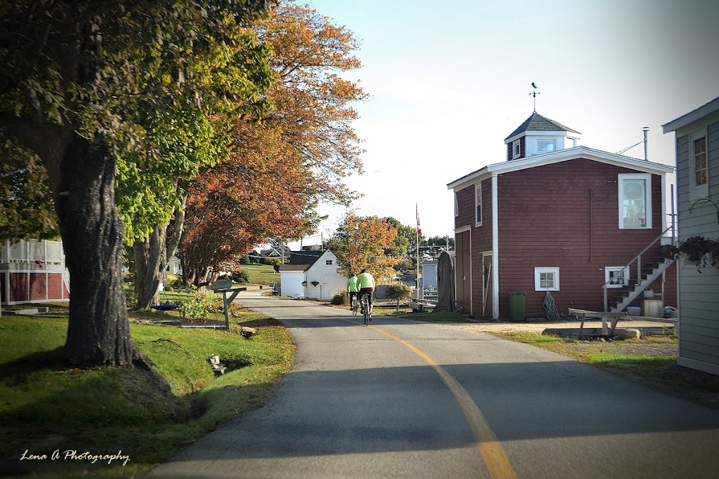 Indian Point Rd Harbour Mahonebay | 150 Indian Point Rd, Mahone Bay, NS B0J 2E0, Canada | Phone: (902) 624-9155