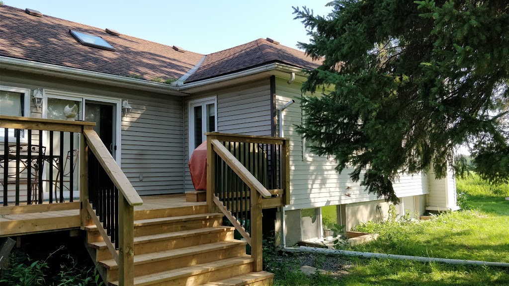 Pine Trees View Bungalow | 161 Herzberg Rd, Nepean, ON K2K 2Y3, Canada | Phone: (613) 302-6770