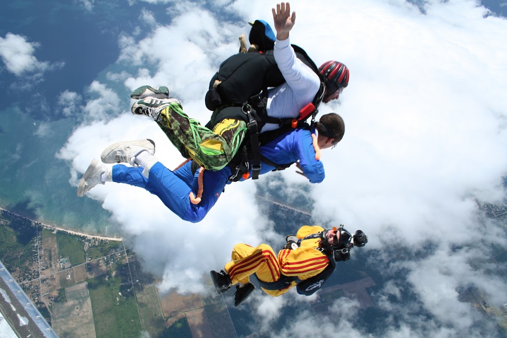 Skydive Burnaby | 11631 Burnaby Rd, Wainfleet, ON L0S 1V0, Canada | Phone: (905) 899-1528