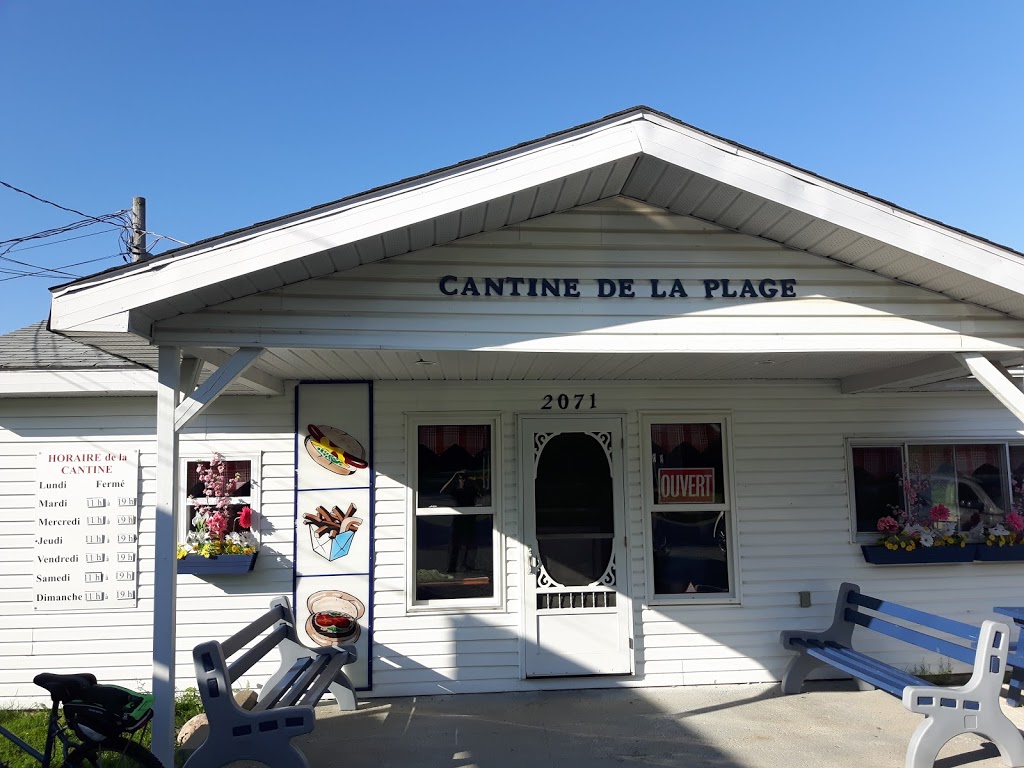 Cantine de la plage | 2071 Avenue du Lac O, Roxton Pond, QC J0E 1Z0, Canada | Phone: (450) 204-0240