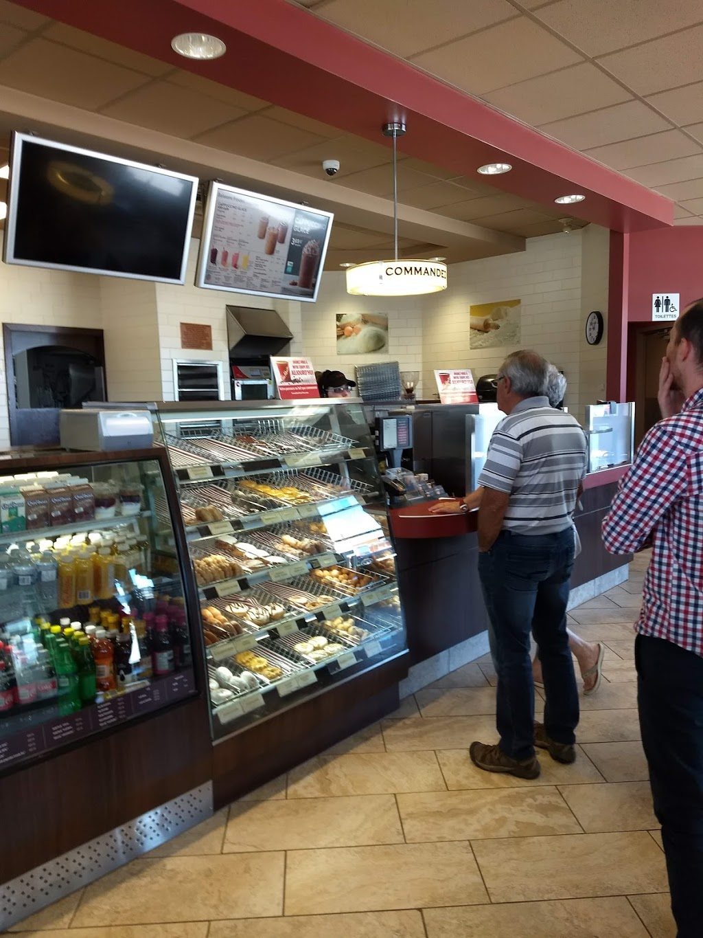 Tim Hortons | 9657 Boulevard Sainte-Anne, Sainte-Anne-de-Beaupré, QC G0A 3C0, Canada | Phone: (418) 702-4616