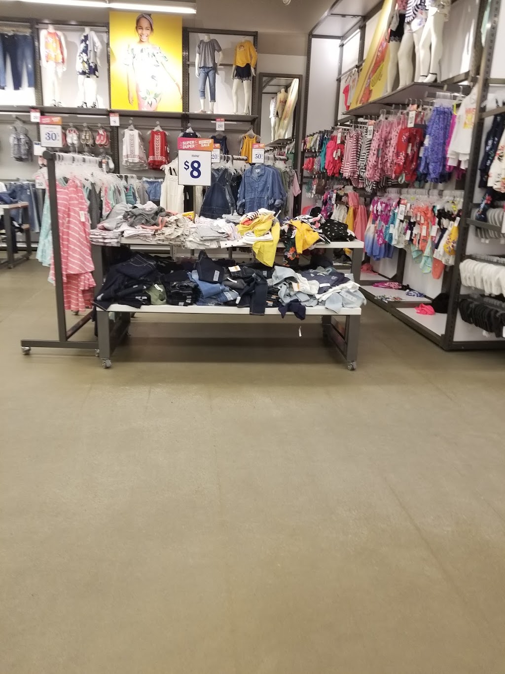 Old Navy - with Curbside Pickup | 5001 19 Street CRU G, Red Deer, AB T4R 3R1, Canada | Phone: (403) 348-5615