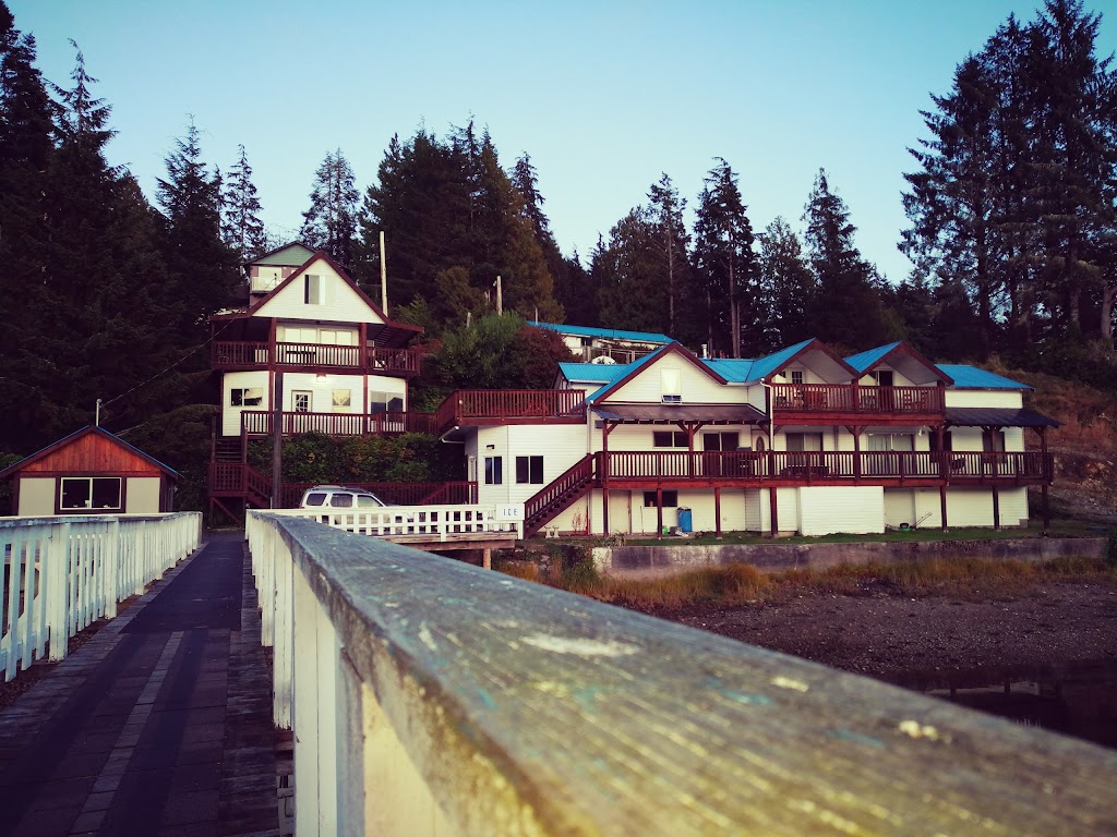 Upnit Lodge & Marina | 211 Nuthatch Rd, Bamfield, BC V0R 1B0, Canada | Phone: (250) 728-3228