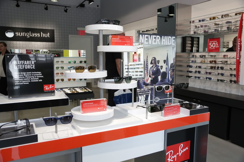 Sunglass Hut | 300 Taylor Rd, Niagara-on-the-Lake, ON L0S 1J0, Canada | Phone: (905) 322-4262