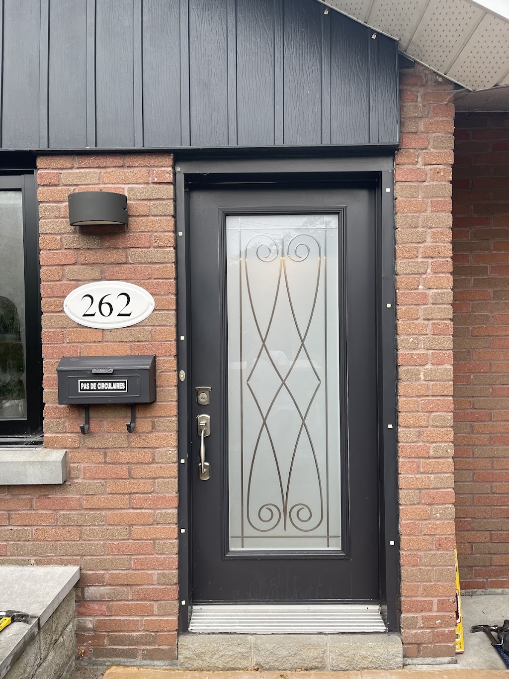 Portes & Fenetres Sylvain | 1732 Av. Pothier, Montréal, QC H2C 1N2, Canada | Phone: (514) 389-7487