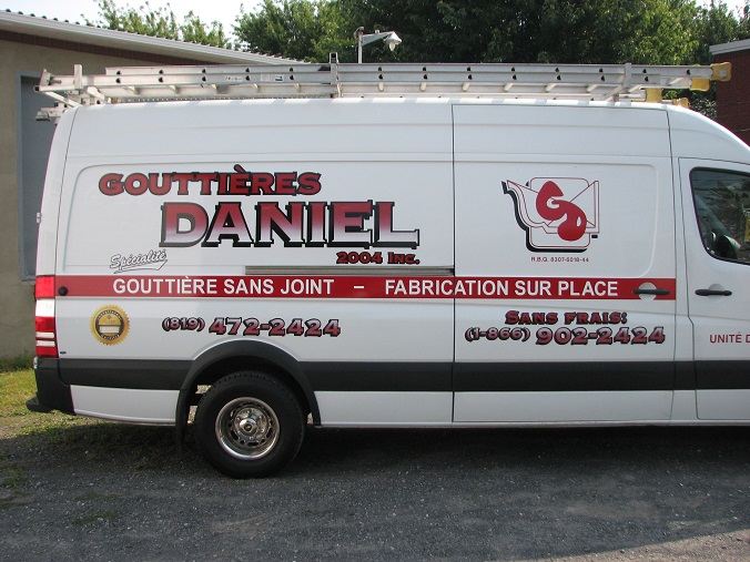 Gouttières Daniel Inc | 490 Rue Lecavalier, Saint-Majorique, QC J2E 0A7, Canada | Phone: (819) 472-2424