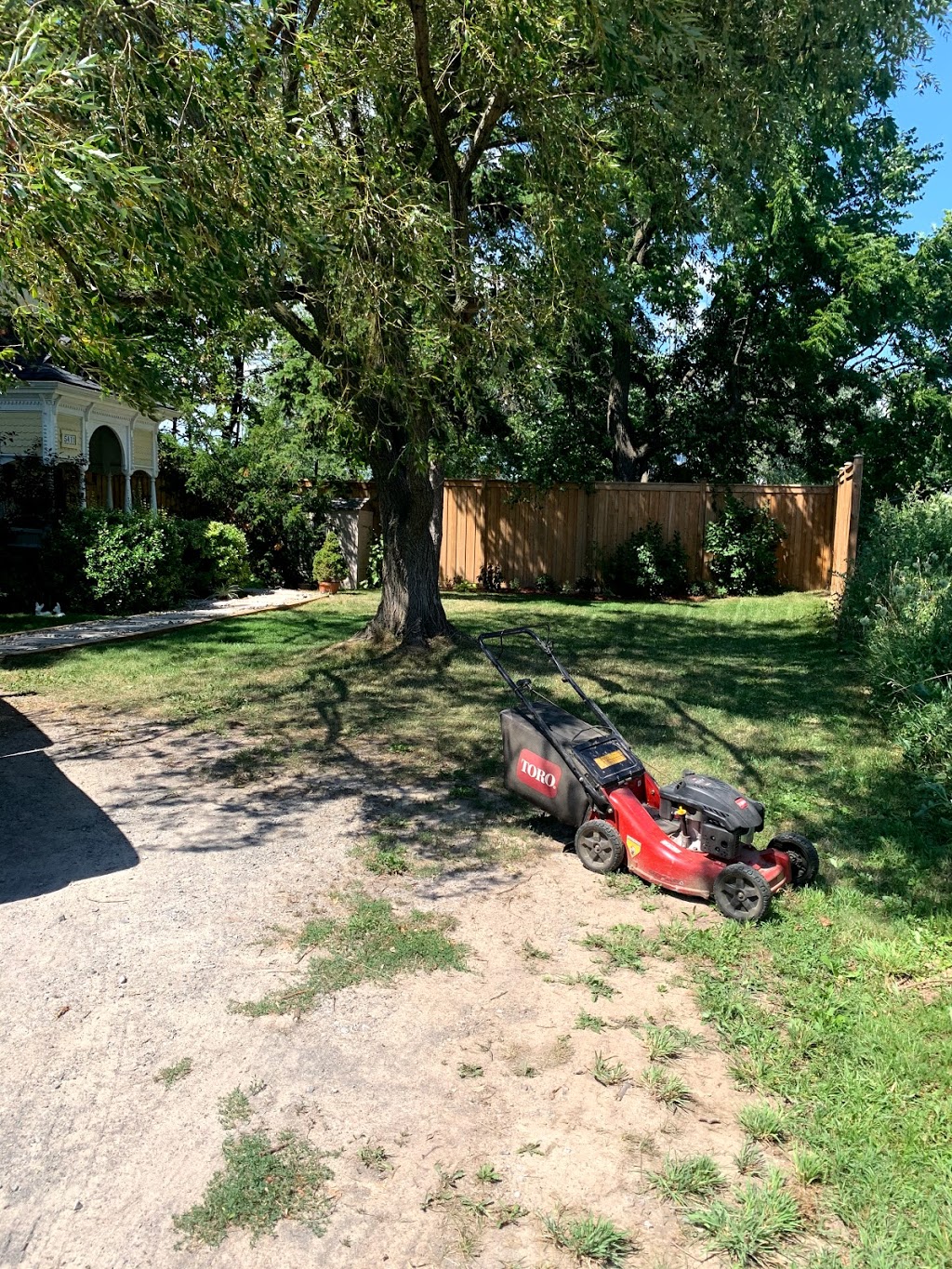 Daves Lawn Care | 410 Clare Ave, Welland, ON L3C 3B3, Canada | Phone: (905) 732-9849