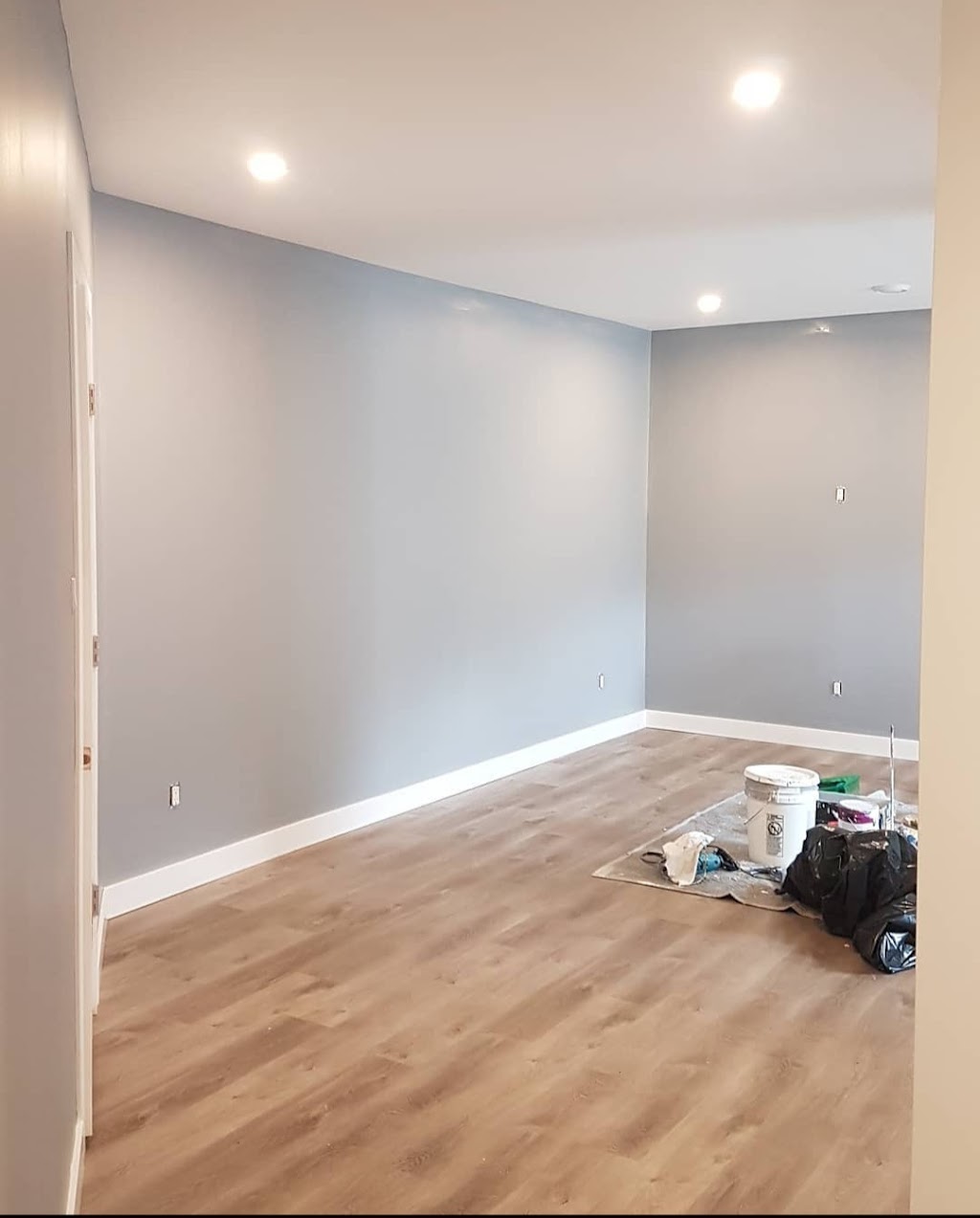 Your Painter | 5168 Foubert Ct, Carlsbad Springs, ON K0A 1K0, Canada | Phone: (613) 322-4378