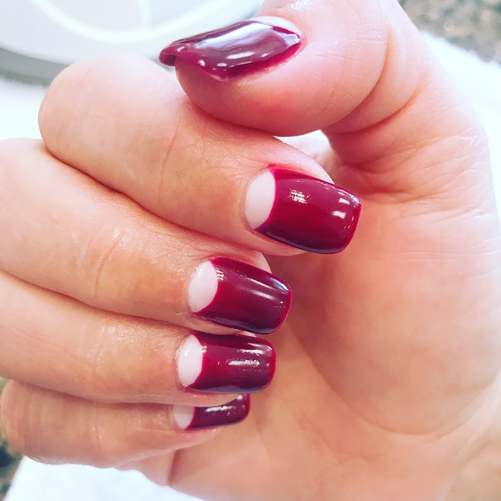 Polish Nail & Spa | 18025 Yonge St, Newmarket, ON L3Y 8C9, Canada | Phone: (905) 836-0251