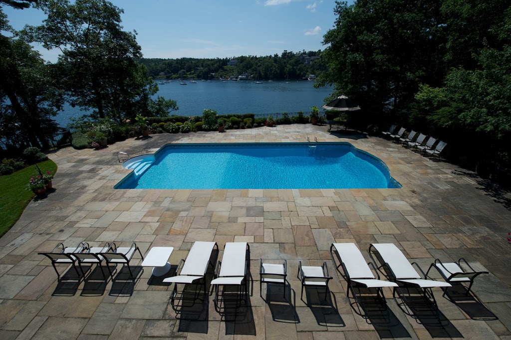 R&R Pools Sales & Installations | 1949 St Margarets Bay Rd, Timberlea, NS B3T 1C3, Canada | Phone: (902) 876-2773