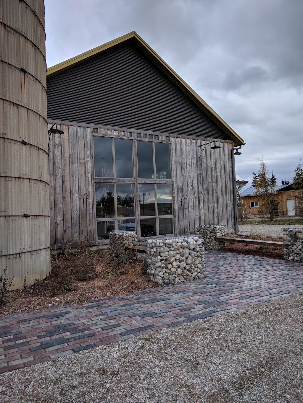 Willibald Farm Distillery & Restaurant | 1271 Reidsville Rd, Ayr, ON N0B 1E0, Canada | Phone: (226) 556-9941