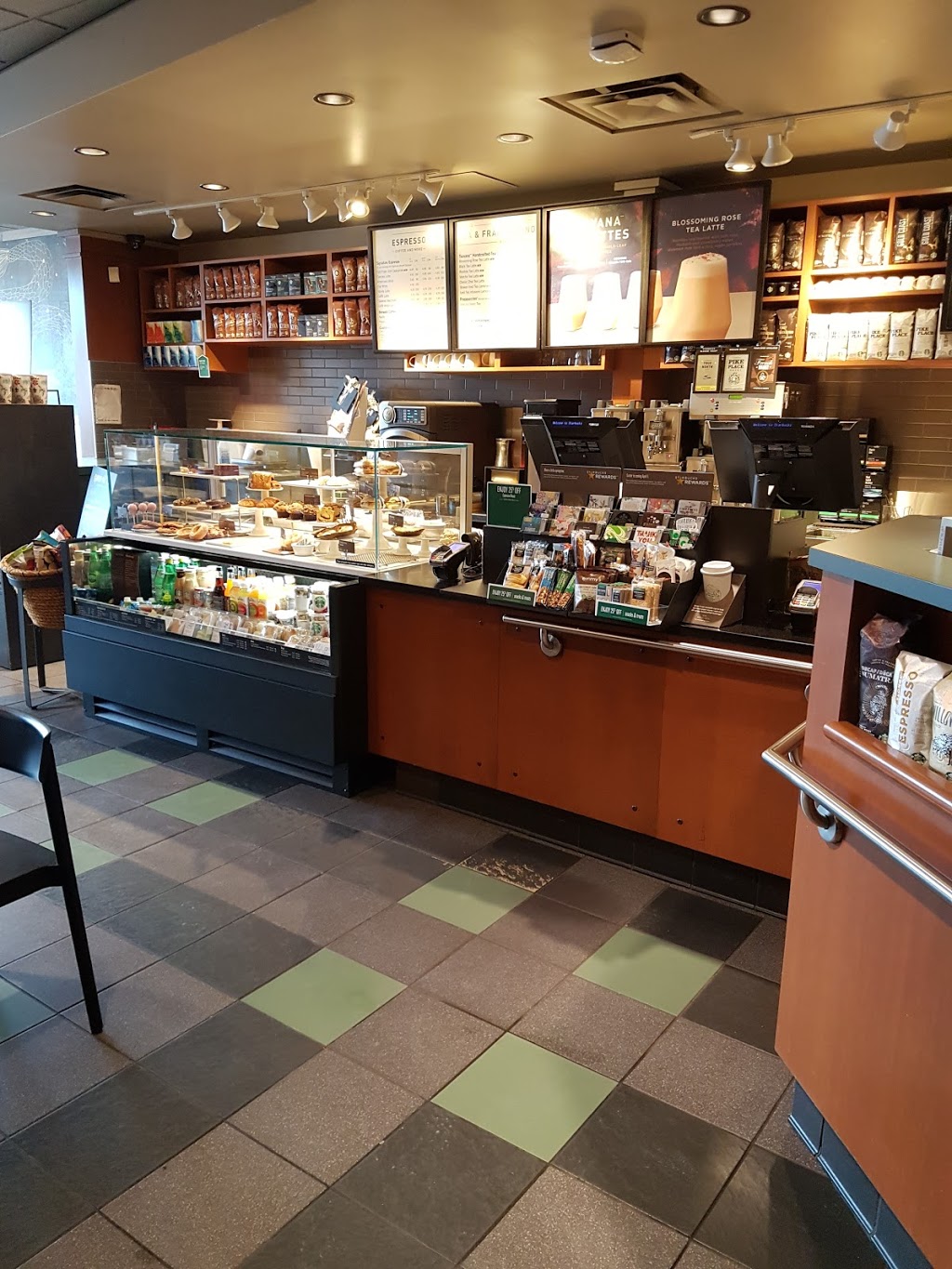 Starbucks | 1470 Prairie Ave #1480, Port Coquitlam, BC V3B 5M8, Canada | Phone: (604) 945-5177