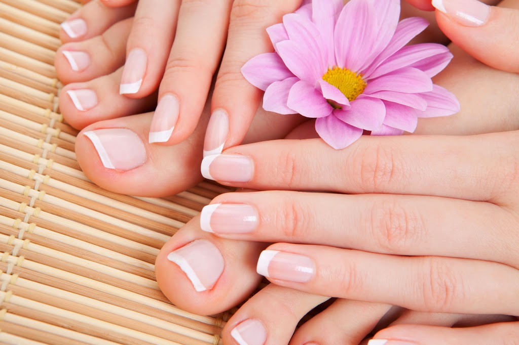 Hot Nails & Spa | 101 Fanshawe Park Rd E, London, ON N5X 3V9, Canada | Phone: (519) 439-6245