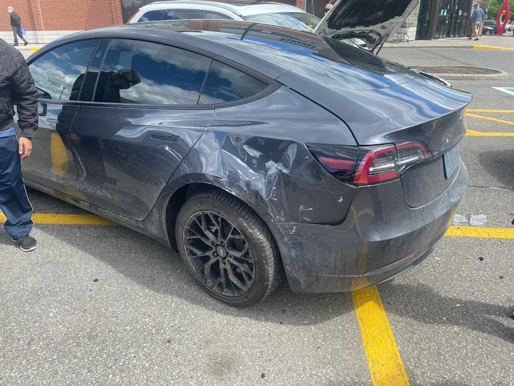 Tesla Collision | 891 Progress Ct, Oakville, ON L6L 6K1, Canada | Phone: (289) 813-0630