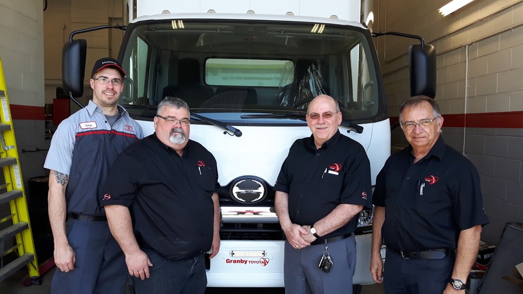 Hino | 1189 Rue Principale, Granby, QC J2J 0M3, Canada | Phone: (450) 378-8404