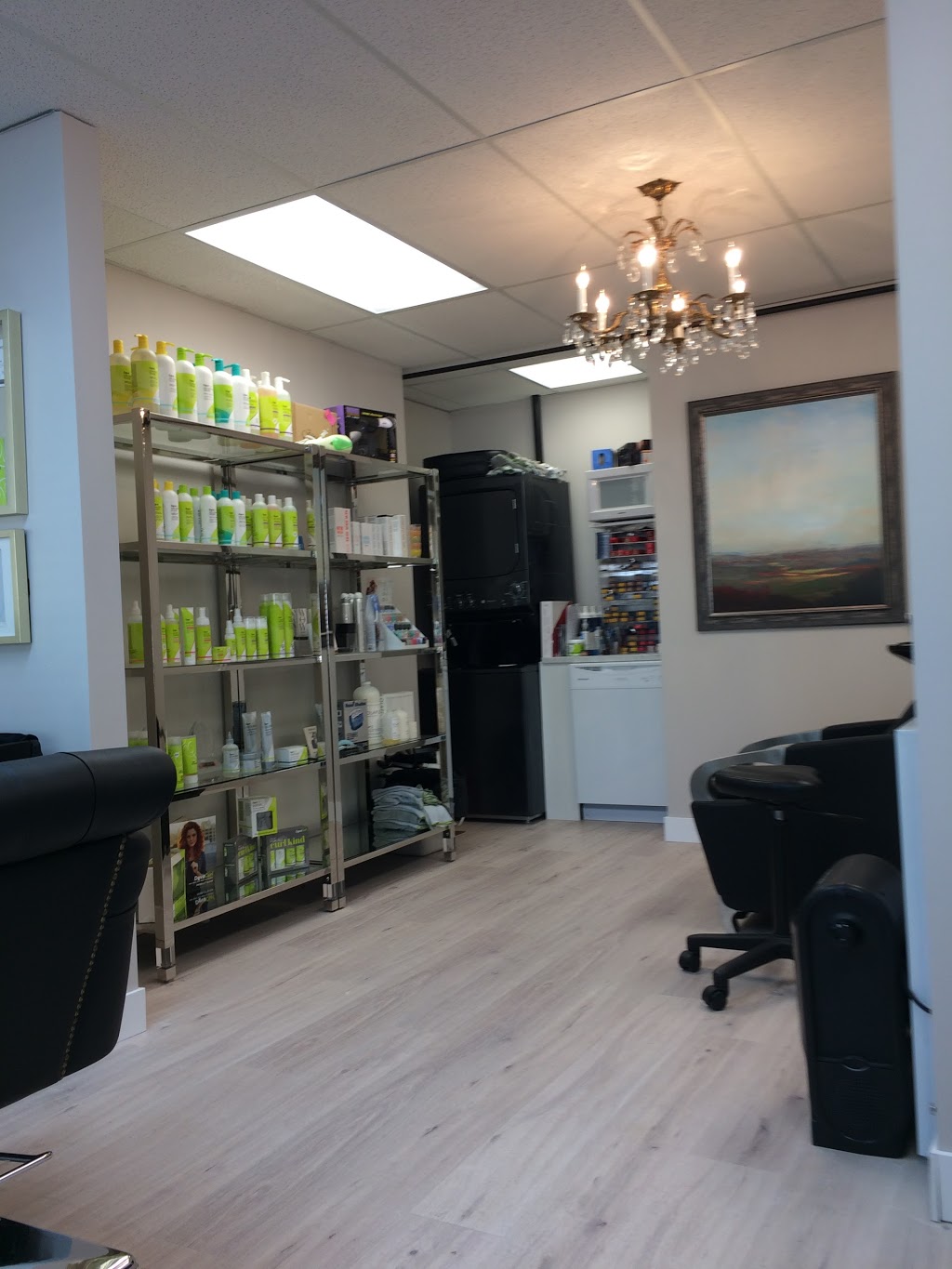 La Loop Salon | 1702 Alexandra Ave #3, Saskatoon, SK S7K 3C5, Canada | Phone: (306) 280-0403