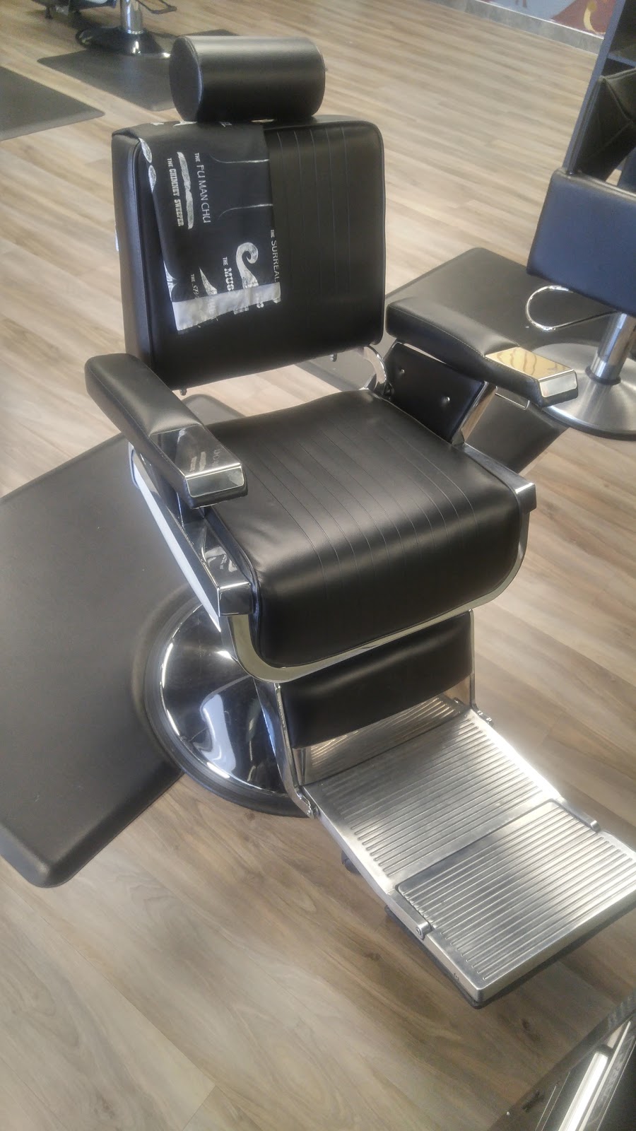 The Armoury Barbershop | 34 Edgedale Dr NW Unit 6, Calgary, AB T3A 2R4, Canada | Phone: (403) 474-9808