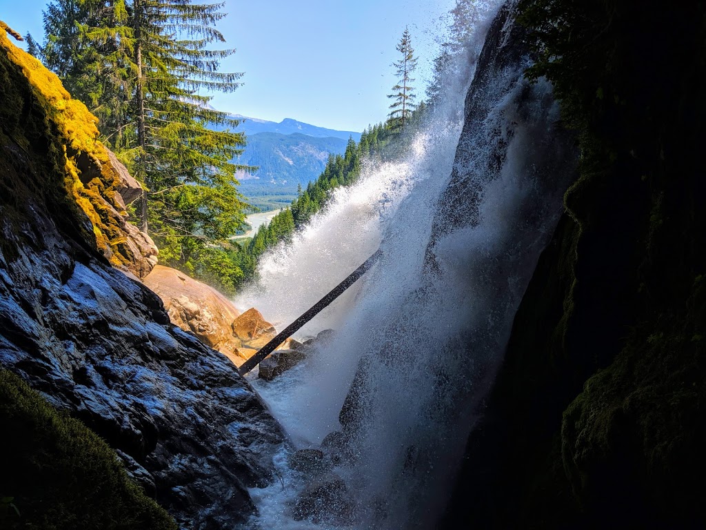Crooked Falls | Squamish-Lillooet D, BC V0N, Canada