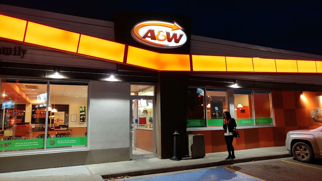 A&W Canada | Southpointe Common, 2004 50 Ave, Red Deer, AB T4R 3A2, Canada | Phone: (403) 358-3588