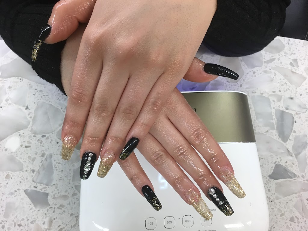 Michelle Nails Spa | 1074 Wilson Av, North York, ON M3K 1G6, Canada | Phone: (416) 398-3851